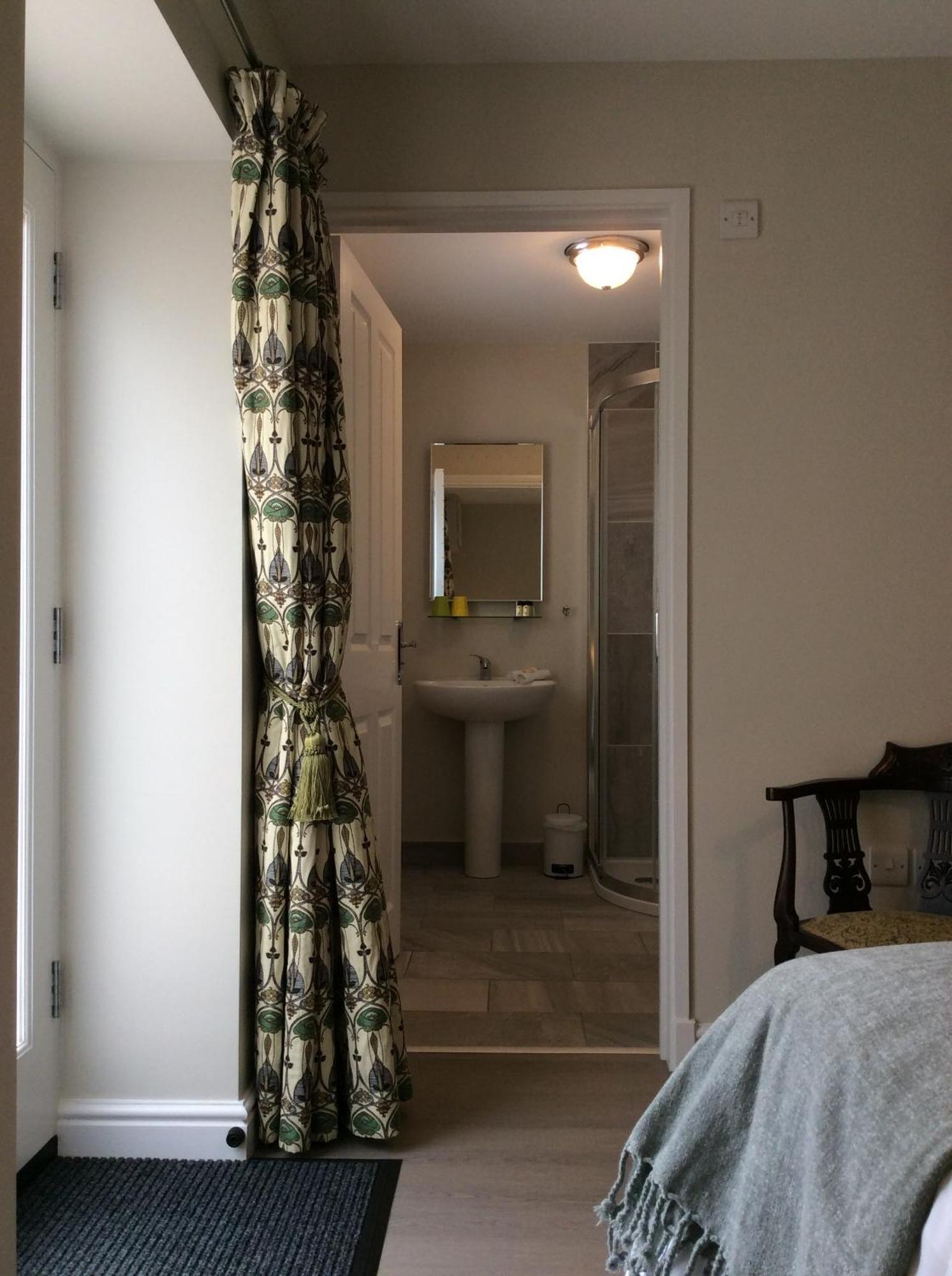Three-Cranes Bed & Breakfast Turvey Oda fotoğraf